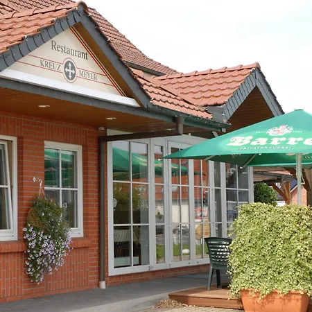 호텔 Land-gut-hotel Restaurant Kreuz Meyer 슈투어