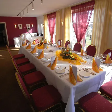 호텔 Land-gut-hotel Restaurant Kreuz Meyer